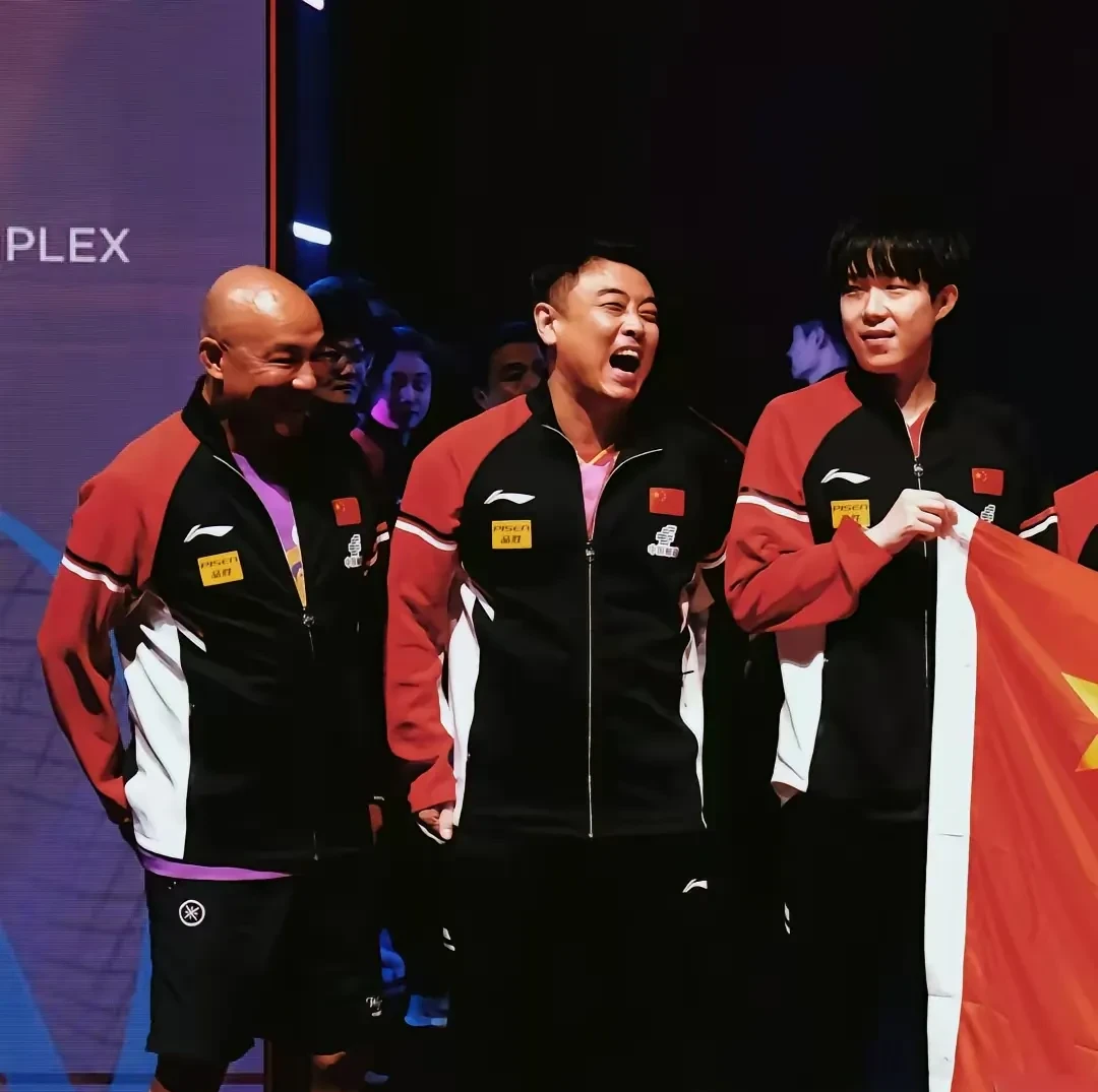 包含中国乒乓球队力克瑞典乒乓球队，王皓制霸全场的词条