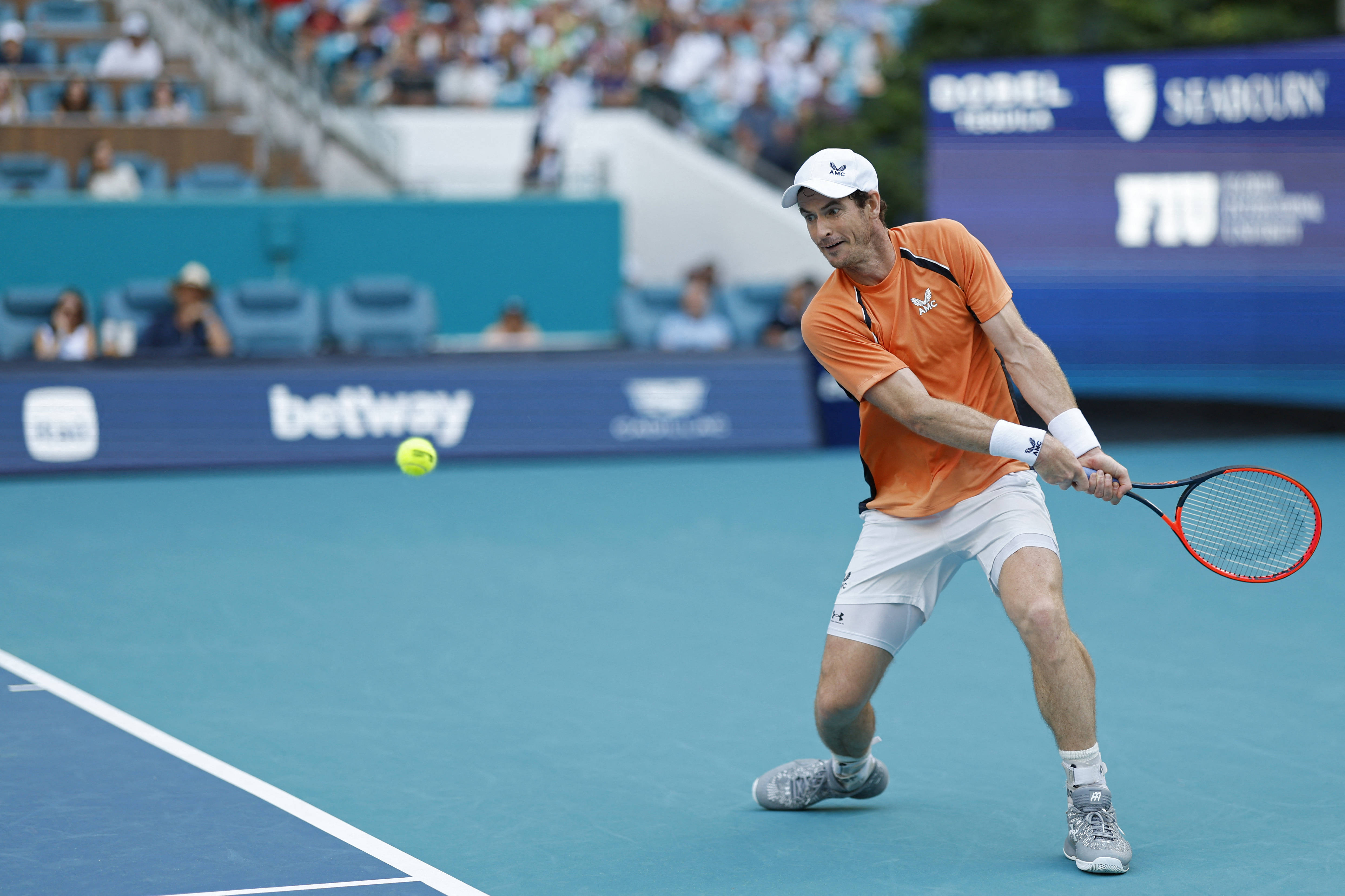 包含ATP总决赛鏖战澳网，穆雷点燃赛场的词条