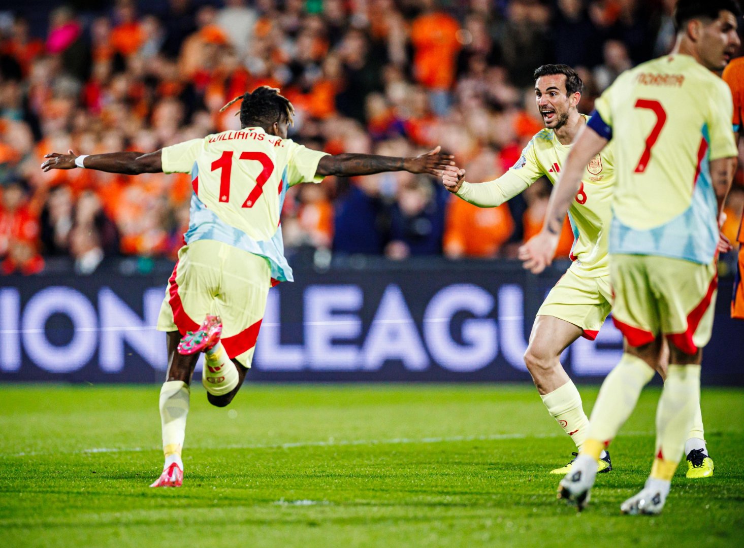 欧国联比赛：资深球员巅峰之战，技艺拔尖相争的简单介绍