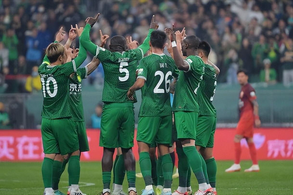 北京国安备战中超联赛，全队士气高涨