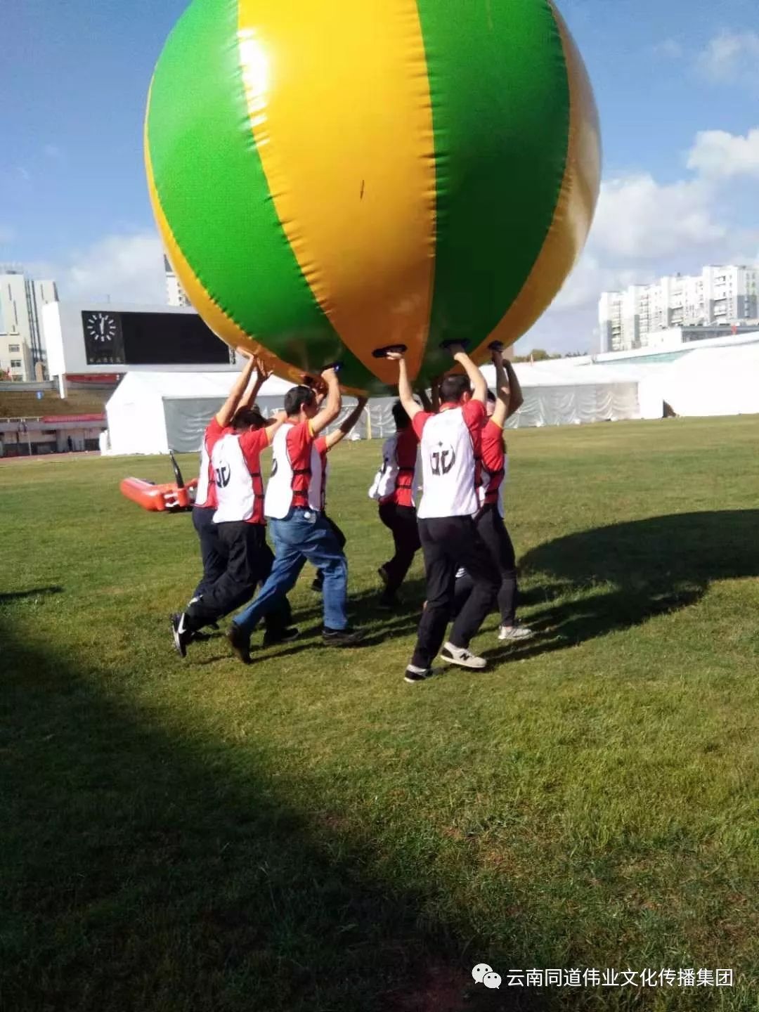 关于扭转乾坤！队伍团结拼搏逆袭的信息