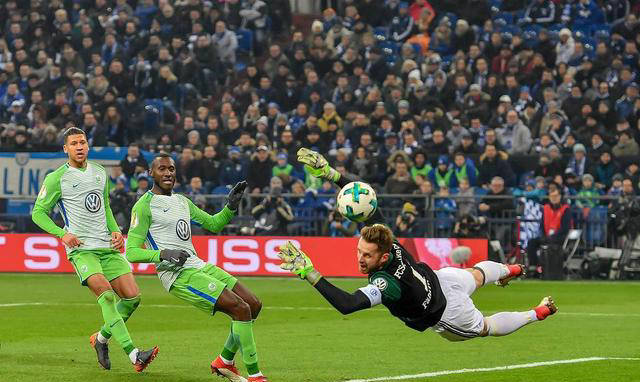 沃尔夫斯堡坚守主场期待三分 沃尔夫斯堡坚守主场期待三分