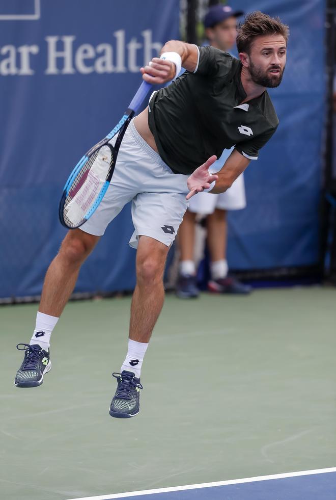 加拿大网球选手拉奥尼奇成功晋级四强