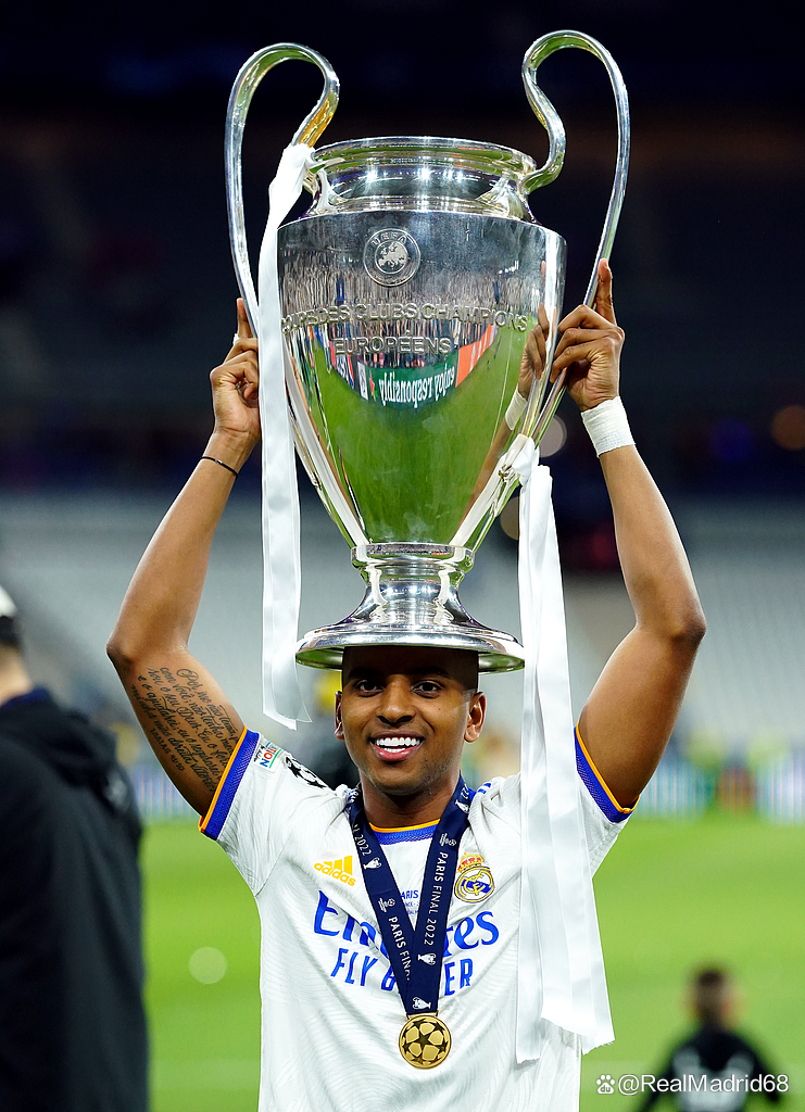 包含马德里竞技强势罗马，罗德里戈惊艳世界的词条