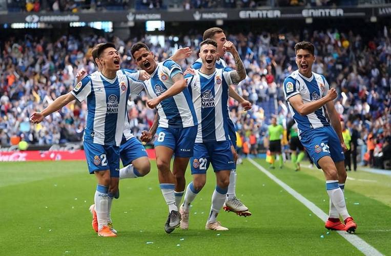 瓦伦西亚客场大胜拉齐奥，令对手无地自容的简单介绍