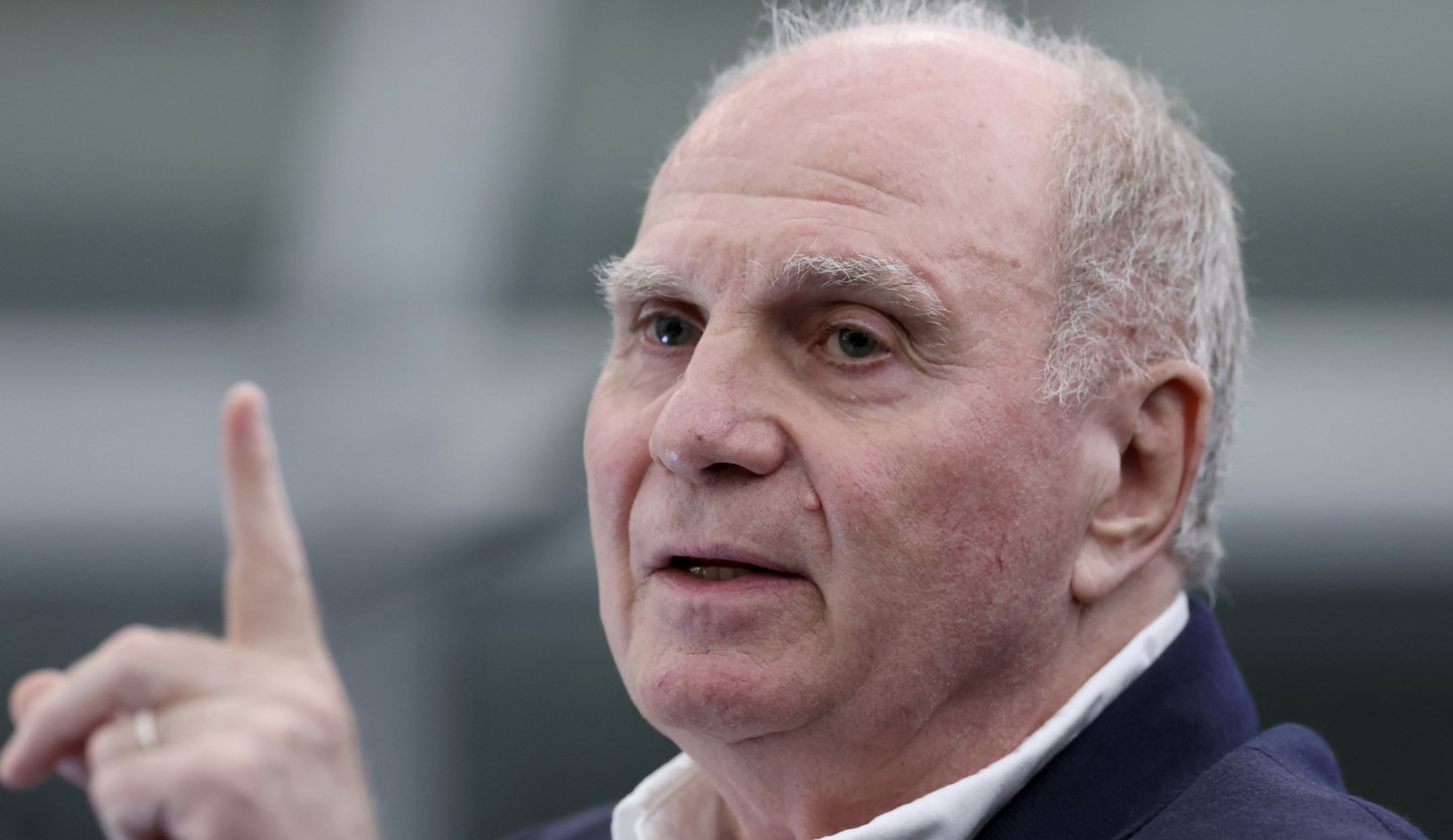 包含狂犬效应!法兰克福球员表现出色,球队成绩大幅提升的词条 包含狂犬效应!法兰克福球员表现出色,球队成绩大幅提升的词条