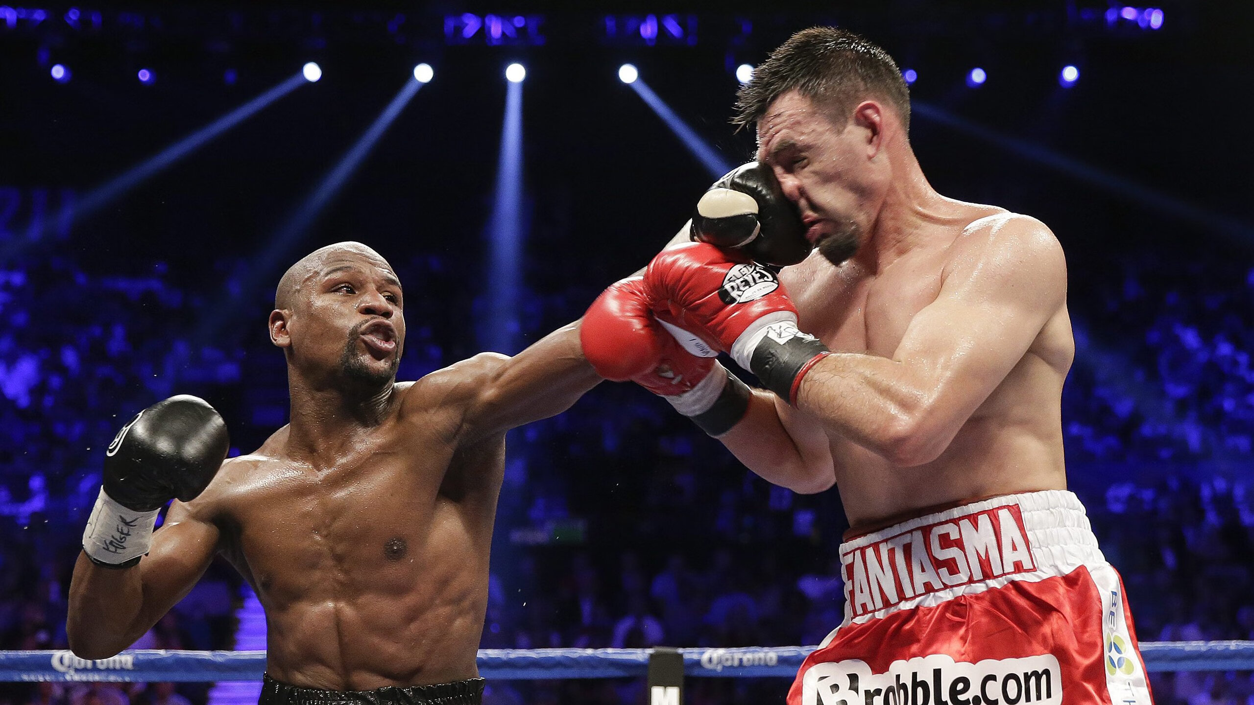 PG电子娱乐-欧冠半决赛之夜，库里打出统治级数据，当篮球与足球的星光交汇